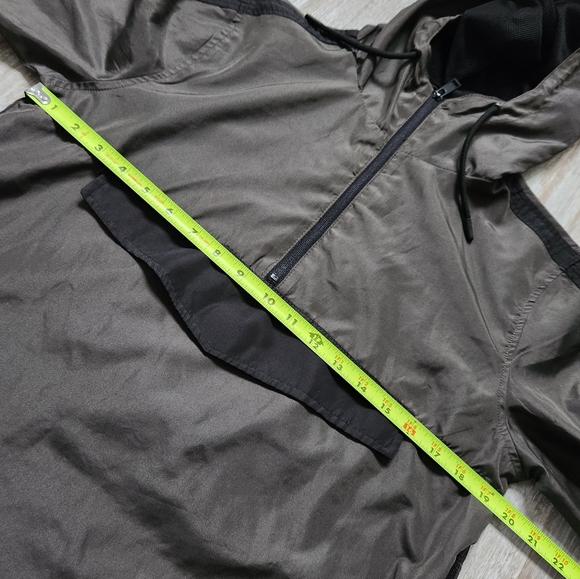 Brave Soul Green Black Lightweight 1/2 Zip Hooded Windbreaker Jacket Mens Sz S - Picture 9 of 11